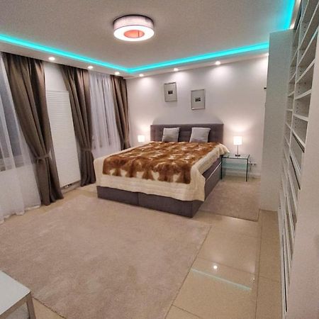 3 Zimmer Wohnung - Keine Party Wohnung ! 6 Personen 뒤셀도르프 외부 사진